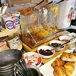 Szálloda No1 - Flo's & Breakfast