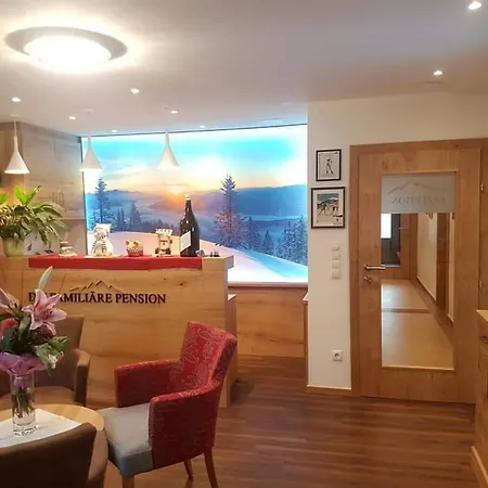 Hotel No1 - Flo's & Breakfast Wagrain