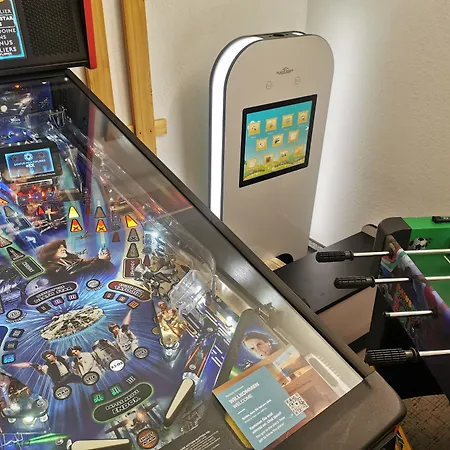 No1 - Flo's & Breakfast Hotel