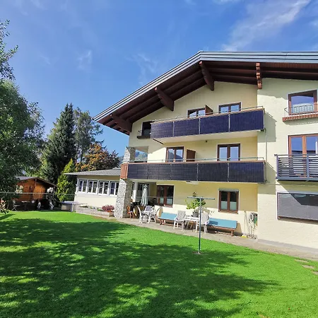 No1 - Flo's & Breakfast Hotel